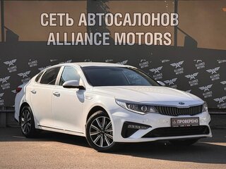 2019 Kia Optima IV Рестайлинг, белый, 1550000 рублей, вид 1