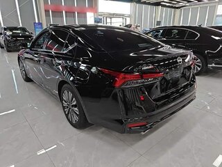 2023 Nissan Altima VI (L34) Рестайлинг, чёрный, 1620000 рублей, вид 4