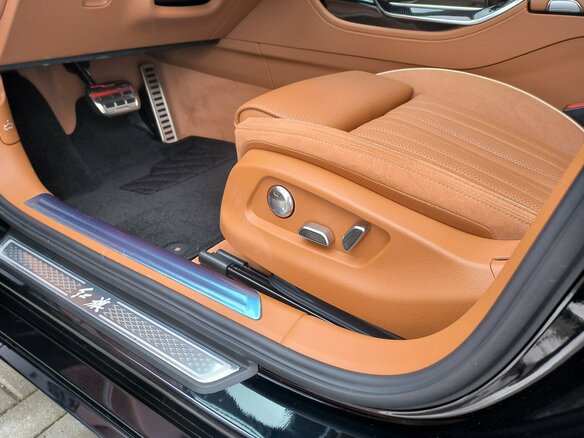 2024 Hongqi H9 I Рестайлинг, чёрный, 6490000 рублей - вид 23