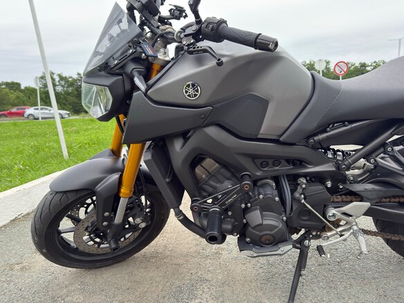 2014 Yamaha MT-09 (FZ-09), серый, 750000 рублей - вид 12
