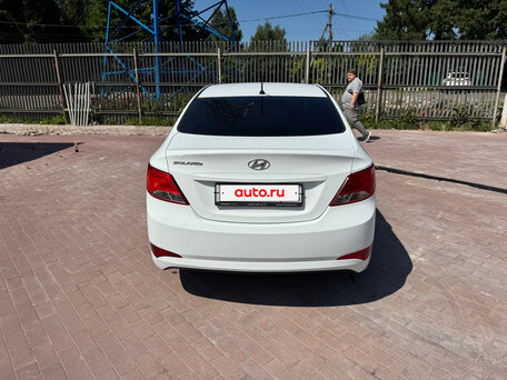 2016 Hyundai Solaris I Рестайлинг, белый, 950000 рублей, вид 3