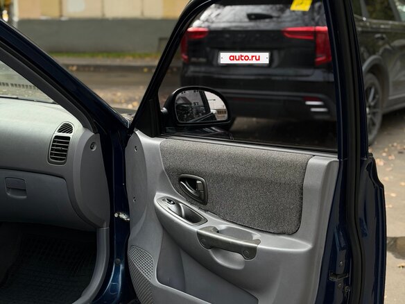 2009 Hyundai Accent ТагАЗ II, синий, 450000 рублей - вид 10