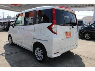 2023 Toyota Roomy I Рестайлинг, белый, 729099 рублей, вид 4