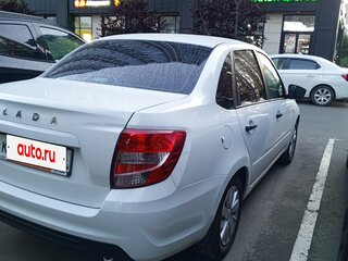 2018 Lada (ВАЗ) Granta I Рестайлинг, белый, 700000 рублей, вид 3