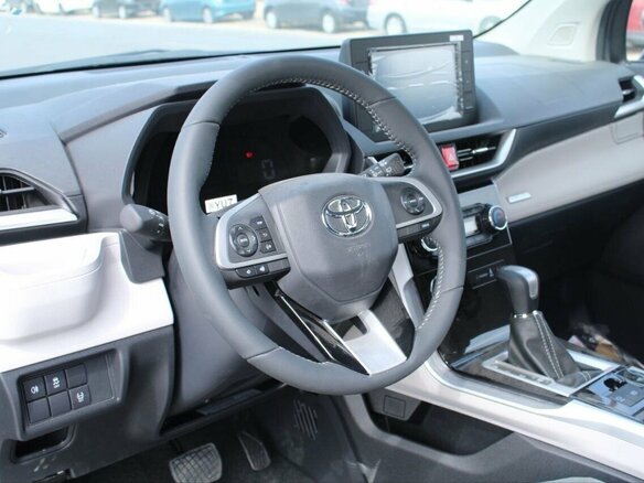 2025 Toyota Veloz, серый, 2783000 рублей - вид 7