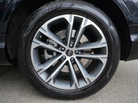 2024 Audi Q7 55 TFSI II (4M) Рестайлинг 2, чёрный, 9500000 рублей - вид 18