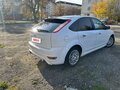 2011 Ford Focus II Рестайлинг, белый, 700000 рублей - вид 2