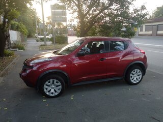 2011 Nissan Juke I, красный, 1100000 рублей, вид 3