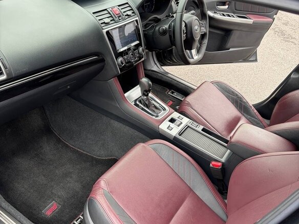2017 Subaru Levorg I, чёрный, 1780000 рублей - вид 10