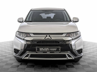 2018 Mitsubishi Outlander III Рестайлинг 3, белый, 1700000 рублей, вид 2