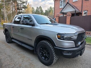 2024 Ram 1500 Crew Cab V Рестайлинг, серый, 7700000 рублей, вид 2