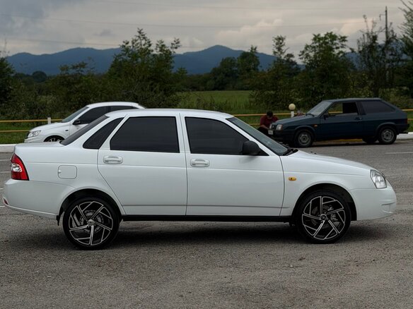 2016 Lada (ВАЗ) Priora I Рестайлинг, белый, 670000 рублей - вид 9