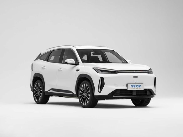 2026 Geely Galaxy M7, белый - вид 2