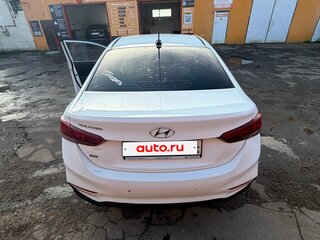 2019 Hyundai Solaris II, белый, 590000 рублей, вид 3