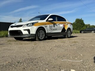 2018 Kia Rio IV, белый, 720000 рублей, вид 1