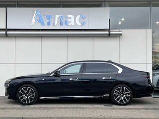 2024 BMW 7 серии 740d xDrive VII (G70), чёрный, 12990000 рублей, вид 3