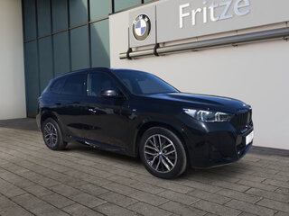 2023 BMW X1 18d sDrive III (U11/U12), чёрный, 5324000 рублей, вид 3