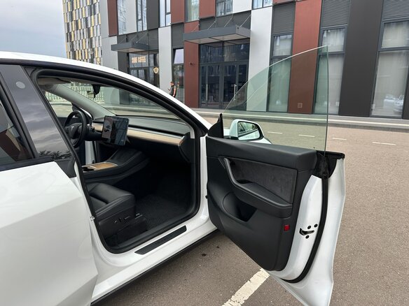 2020 Tesla Model Y Long Range I, белый - вид 21