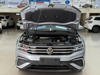 2023 Volkswagen Tiguan II Рестайлинг, серый, 2445000 рублей, вид 4