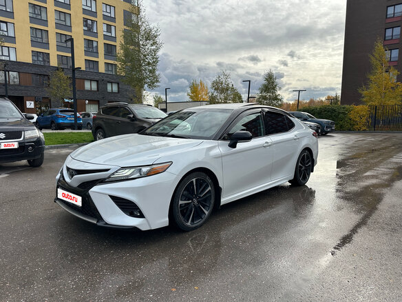 2019 Toyota Camry US Market VIII (XV70), белый, 2550000 рублей - вид 1