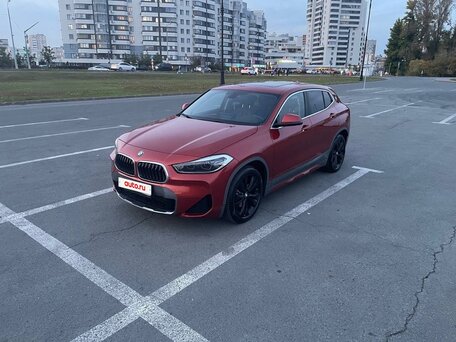 2020 BMW X2 sDrive18i I (F39), красный, 2900000 рублей, вид 1