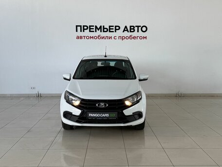 2022 Lada (ВАЗ) Granta I Рестайлинг, белый, 635000 рублей, вид 2