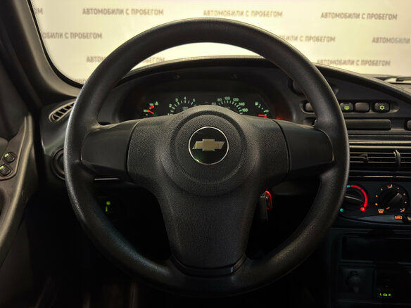 2016 Chevrolet Niva I Рестайлинг, серый, 599000 рублей - вид 15