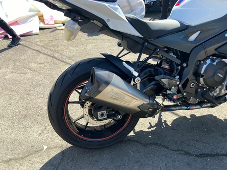 2018 BMW S 1000 R, белый, 1099000 рублей, вид 5