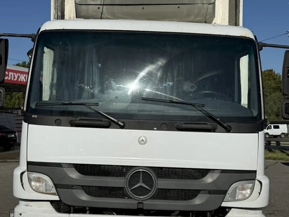 2017 Mercedes-Benz Atego, белый - вид 2