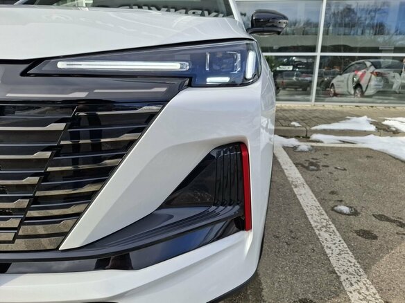 2025 Changan UNI-S I, белый, 3179900 рублей - вид 3