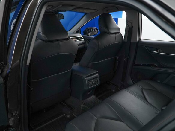 2018 Toyota Camry VIII (XV70), коричневый - вид 10