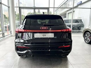 2026 Audi Q5 L III (GU), чёрный, 6600000 рублей, вид 5