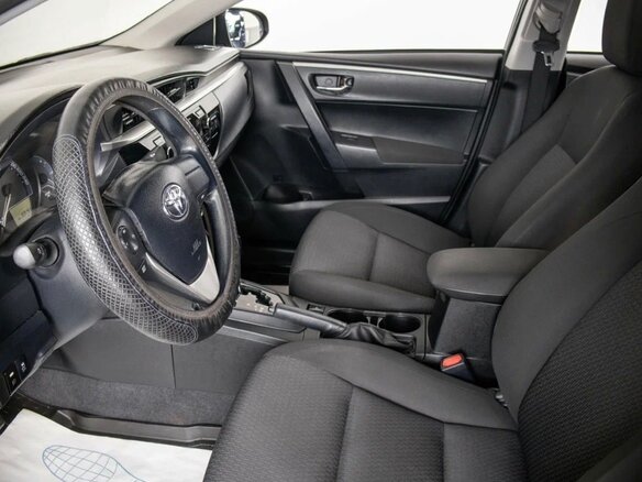 2013 Toyota Corolla XI (E160, E170, E180), чёрный, 960000 рублей - вид 8