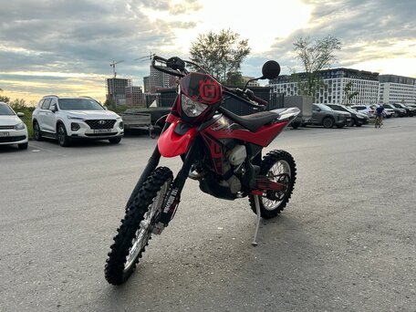 2012 Husqvarna TE 450, красный, 380000 рублей, вид 1