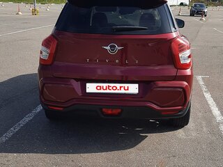 2021 SsangYong Tivoli I Рестайлинг, красный, 2105000 рублей, вид 2