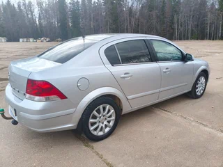 2012 Opel Astra H Рестайлинг, серебристый, 750000 рублей, вид 5