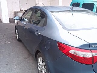 2011 Kia Rio 5-speed III, синий, 700000 рублей, вид 5