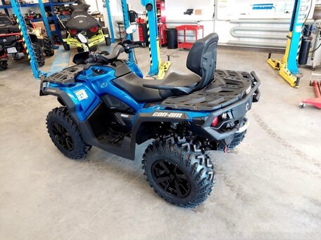 2023 BRP Can-Am Outlander MAX 650, синий, 1449400 рублей, вид 4