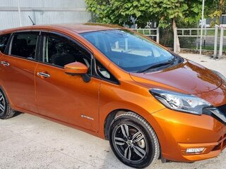 2020 Nissan Note II Рестайлинг, оранжевый, 1270000 рублей, вид 4