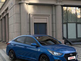2019 Hyundai Solaris II, синий, 1450000 рублей, вид 2