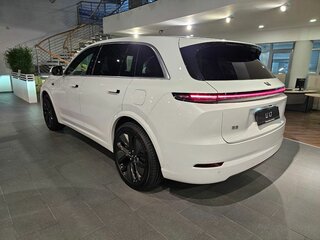 2026 Li Auto (Lixiang) L7 52.3 kWh I Рестайлинг, белый, 10690000 рублей, вид 4