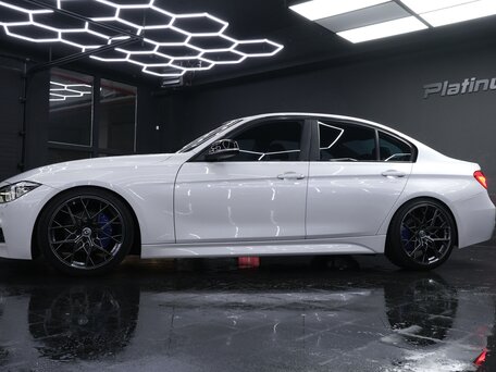 2016 BMW 3 серии 320i VI (F3x) Рестайлинг, белый, 2500000 рублей, вид 2