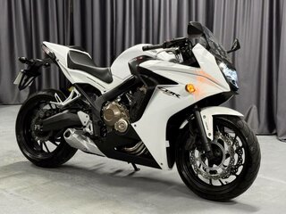 2017 Honda CBR 650F, белый, 650000 рублей, вид 1