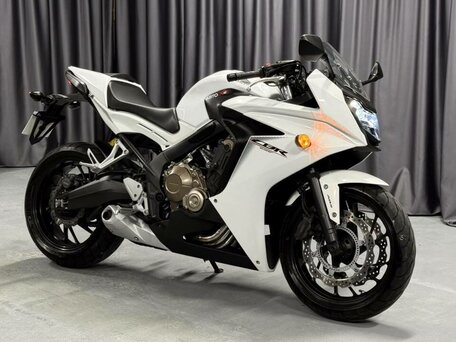 2017 Honda CBR 650F, белый, 650000 рублей, вид 1