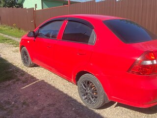 2007 Chevrolet Aveo I Рестайлинг, красный, 270000 рублей, вид 4