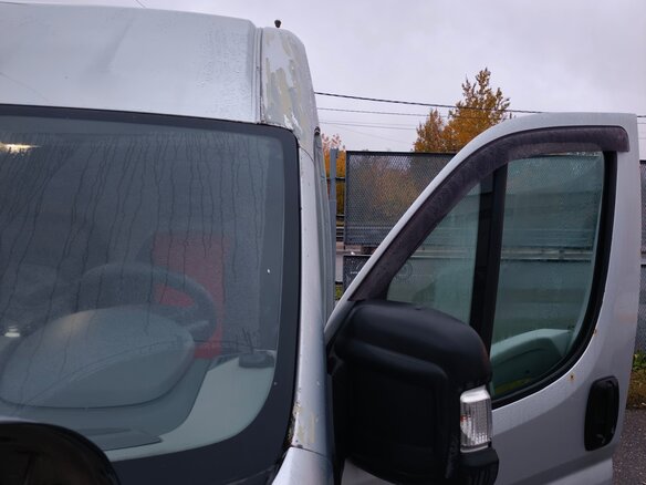 2010 Peugeot Boxer, серебристый, 500000 рублей - вид 17