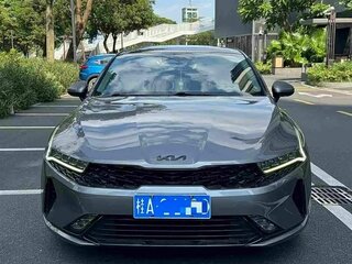 2023 Kia K5 LPi III, серый, 2250000 рублей, вид 2