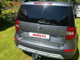 2015 Skoda Yeti I Рестайлинг, серый, 1450000 рублей, вид 5