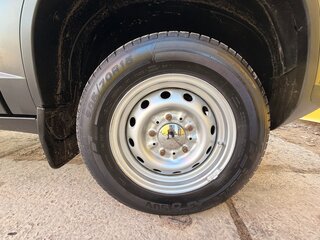 2010 Chevrolet Niva I Рестайлинг, серый, 450000 рублей, вид 4
