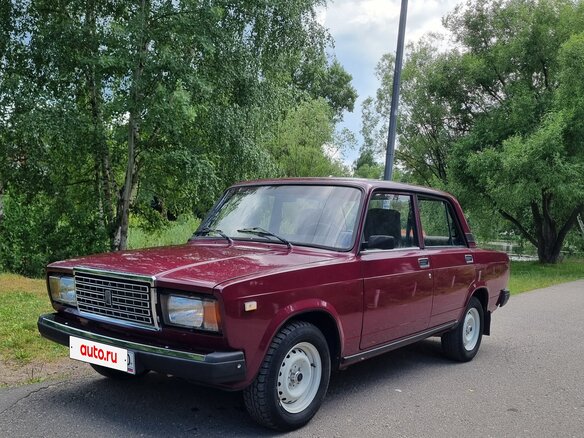 2001 Lada (ВАЗ) 2107, пурпурный, 270000 рублей